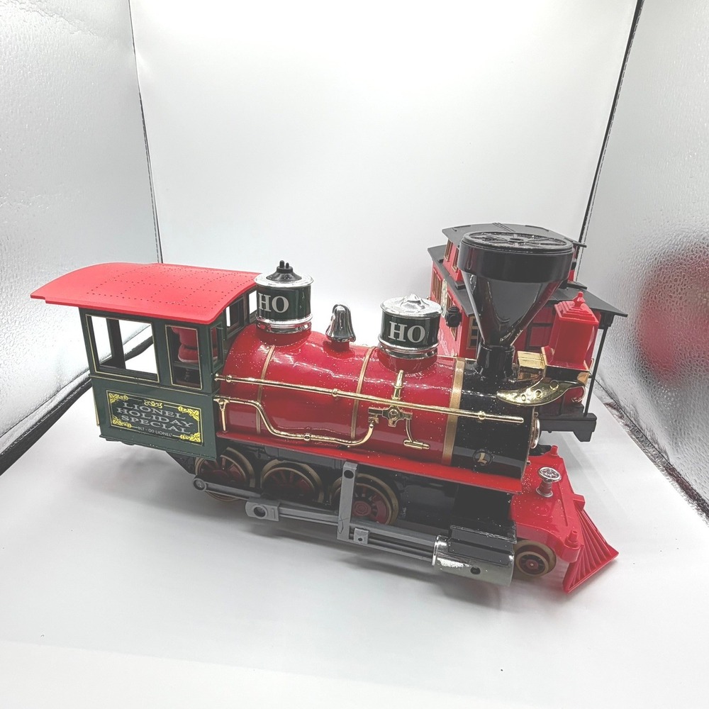 Lionel Holiday Special BLT-00 LIONEL Train ENGINE AND CABOOSE ONLY AS IS